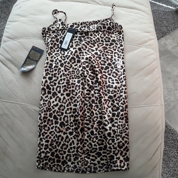 Bebe leopard dress - Picture 2 of 2